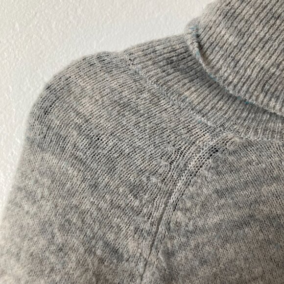 H&M Wool Blend Cowl Neck Sweater Tunic Length Gray Classic Minimalist Size Large - Picture 3 of 8